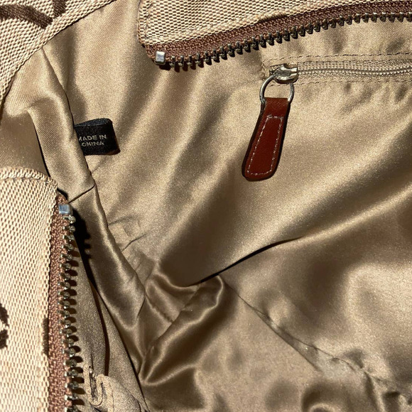 Coach Chelsea Signature Tote Bag Purse Style 18738 - Picture 9 of 16